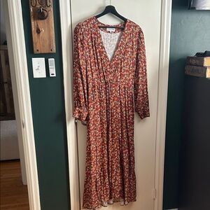 Floral V-Neck Maxi Dress